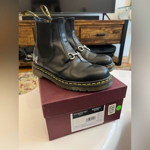 Dr. Martens Needles 2976 Snaffle Chelsea Boots Size 8